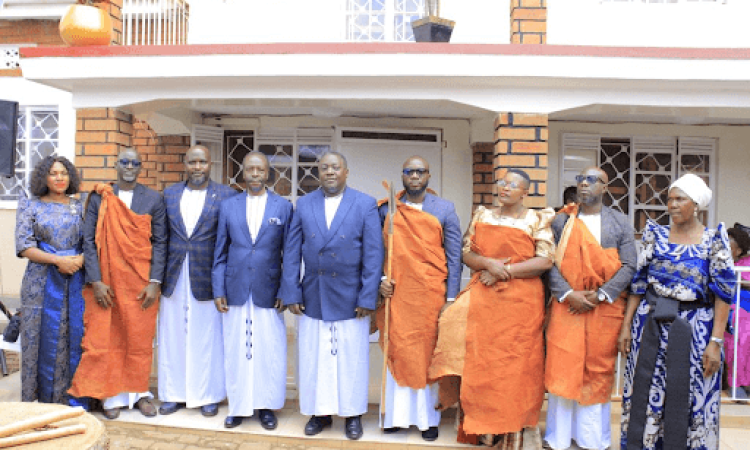 Last funeral rites for the late head of the Endiga clan, Eng. Daniel Bbosa Kakeedo